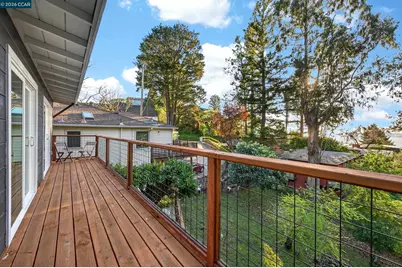 230 Fairlawn Dr, Berkeley, CA 94708 - Photo 32