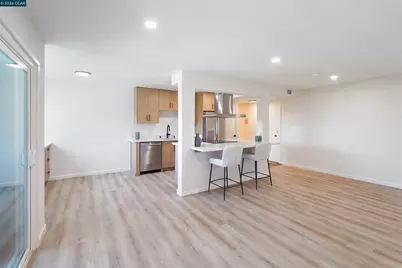 710 22nd #203, Oakland, CA 94606 - Photo 10