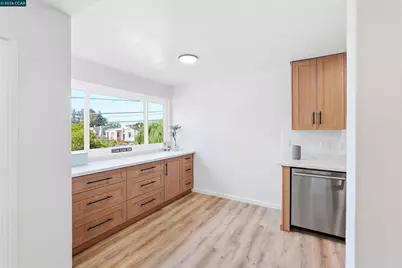 710 22nd #203, Oakland, CA 94606 - Photo 12
