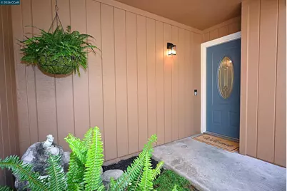 4284 Dubhe Ct, Concord, CA 94521 - Photo 4