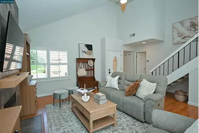 4284 Dubhe Ct, Concord, CA 94521 - Photo 6