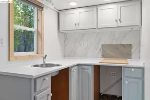962 55th St, Oakland, CA 94608 - Photo 54