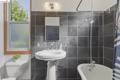 962 55th St, Oakland, CA 94608 - Photo 34