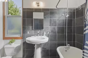 962 55th St, Oakland, CA 94608 - Photo 34