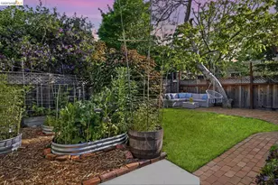 962 55th St, Oakland, CA 94608 - Photo 44