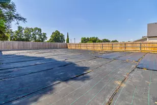 2245 Oak Ave, Visalia, CA 93292 - Photo 14