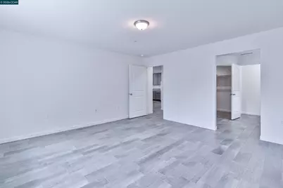 2245 Oak Ave, Visalia, CA 93292 - Photo 38