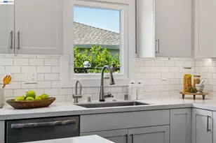 2917 Waterton, Alameda, CA 94501 - Photo 18