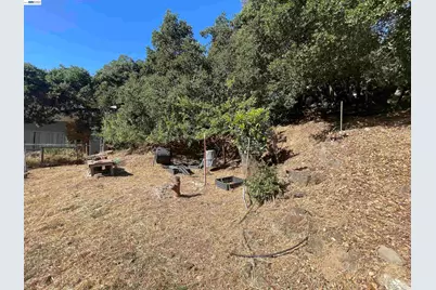 5415 Leona St, Oakland, CA 94619 - Photo 6