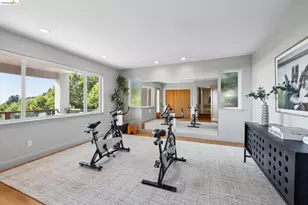 1426 Grand View Dr, Berkeley, CA 94705 - Photo 42