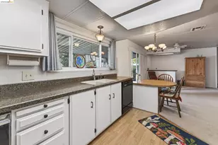 1057 Peralta Rd, Concord, CA 94520 - Photo 8