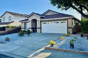 2163 Garnet Cir, Vallejo, CA 94591 - Photo 2