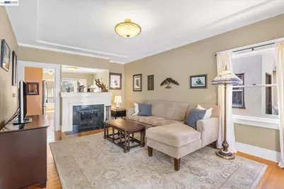 1610 Pacific Ave., Alameda, CA 94501 - Photo 6