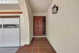 34233 Arizona St, Union City, CA 94587 - Photo 4