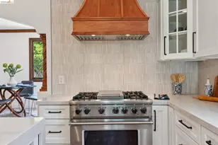 6000 Rockridge Blvd, Oakland, CA 94618 - Photo 18