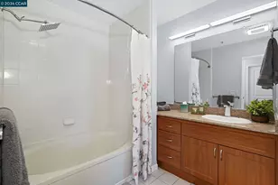 5855 Horton, Emeryville, CA 94608 - Photo 16