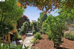 2435 Burlington St, Oakland, CA 94602 - Photo 34
