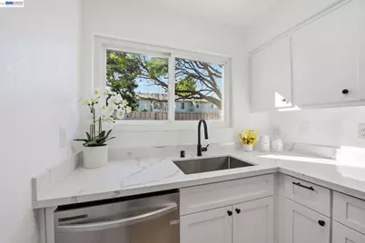 4011 Lana Ter, Fremont, CA 94536 - Photo 12