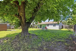 4546 Freeway Cir, Sacramento, CA 95841 - Photo 18