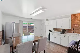 4546 Freeway Cir, Sacramento, CA 95841 - Photo 8
