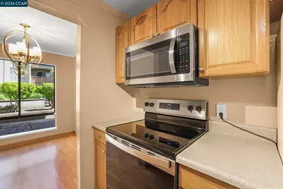 330 Civic Dr #203, Walnut Creek, CA 94596 - Photo 16