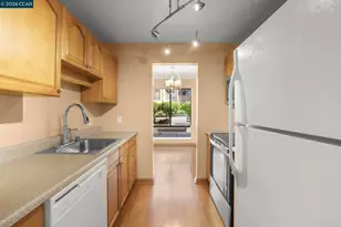 330 Civic Dr, Walnut Creek, CA 94596 - Photo 16