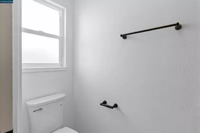 1229 Jensen Dr, Pittsburg, CA 94565 - Photo 24