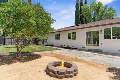 1229 Jensen Dr, Pittsburg, CA 94565 - Photo 38