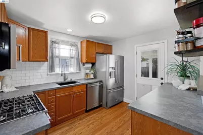 826 Hacienda Ave, San Lorenzo, CA 94580 - Photo 16