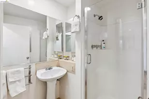 6525 Hazel Ave, Richmond, CA 94805 - Photo 20