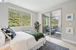 6767 Skyview Dr, Oakland, CA 94605 - Photo 50
