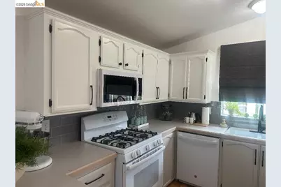 112 A St, Concord, CA 94520 - Photo 8