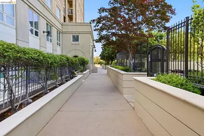 1375 Lick Ave #APT 1026, San Jose, CA 95110 - Photo 24