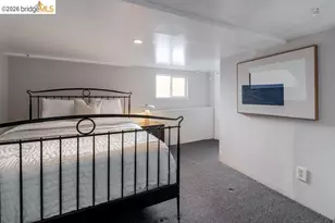 852 46th St, Oakland, CA 94608 - Photo 32