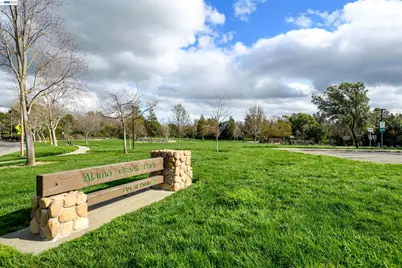7633 Tuscany Dr, Dublin, CA 94568 - Photo 28