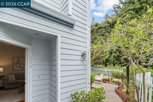 208 Commodore Dr, Richmond, CA 94804 - Photo 36
