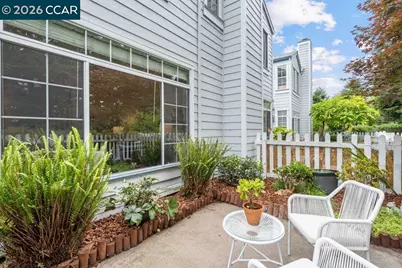 208 Commodore Dr, Richmond, CA 94804 - Photo 38