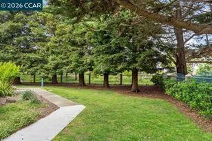 208 Commodore Dr, Richmond, CA 94804 - Photo 34