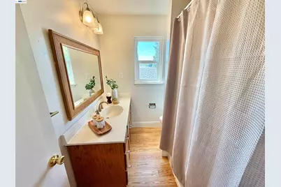 330 Scott St, Livermore, CA 94551 - Photo 38