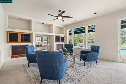 5666 Oakmont Ct, Discovery Bay, CA 94505 - Photo 6