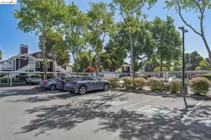 154 Marina Lakes Dr, Richmond, CA 94804 - Photo 28