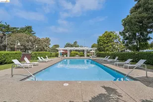 154 Marina Lakes Dr, Richmond, CA 94804 - Photo 32