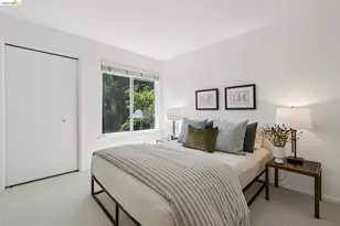 154 Marina Lakes Dr, Richmond, CA 94804 - Photo 20