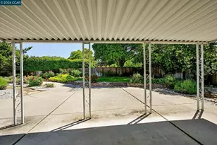 1162 Ridgewood Dr, Concord, CA 94518 - Photo 22