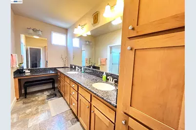 1291 Sussex Way, Hayward, CA 94544 - Photo 16