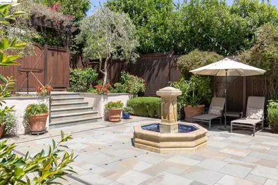 17 Roble Ct, Berkeley, CA 94705 - Photo 18