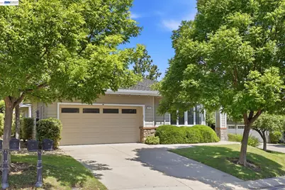 7961 Kemper Ct, Pleasanton, CA 94588 - Photo 4