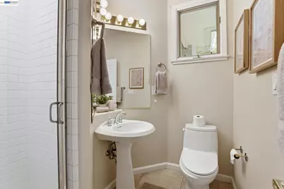 7961 Kemper Ct, Pleasanton, CA 94588 - Photo 16
