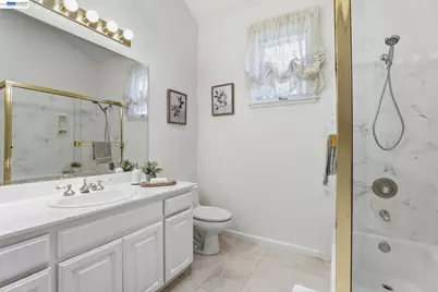 7961 Kemper Ct, Pleasanton, CA 94588 - Photo 26