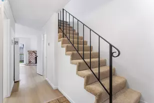 10401 Shaw St, Oakland, CA 94605 - Photo 6